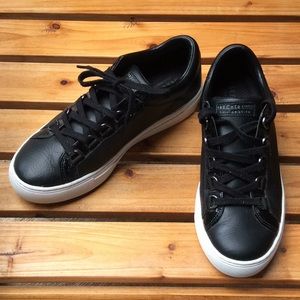 Skechers Street  Los Angeles shoes